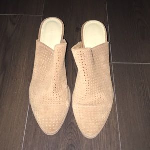 Tan Mules